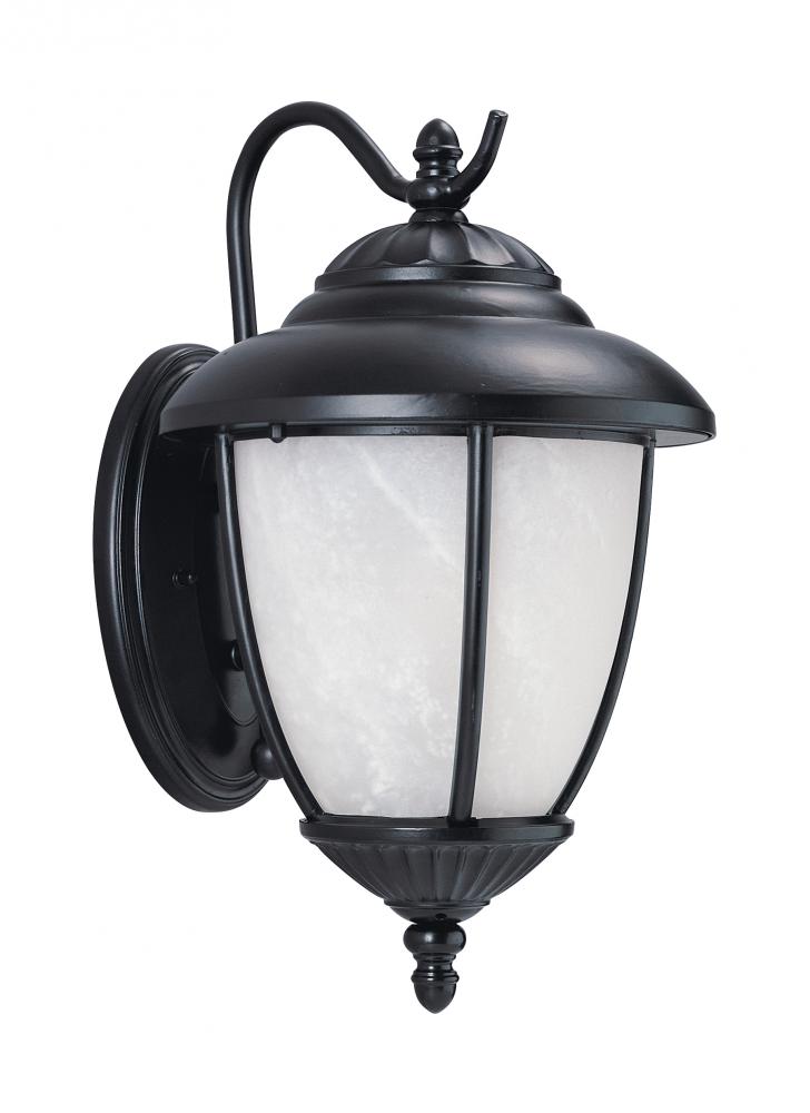 Yorktown transitional 1-light outdoor exterior medium wall lantern sconce in black finish with swirl