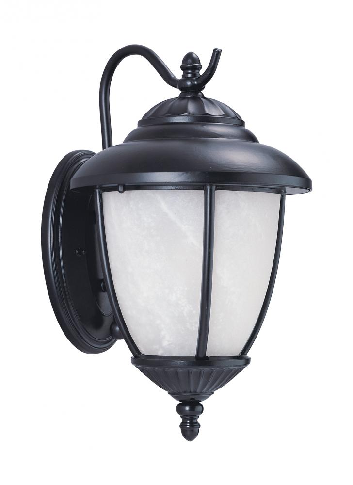 Yorktown transitional 1-light outdoor exterior large wall lantern sconce in black finish with swirle